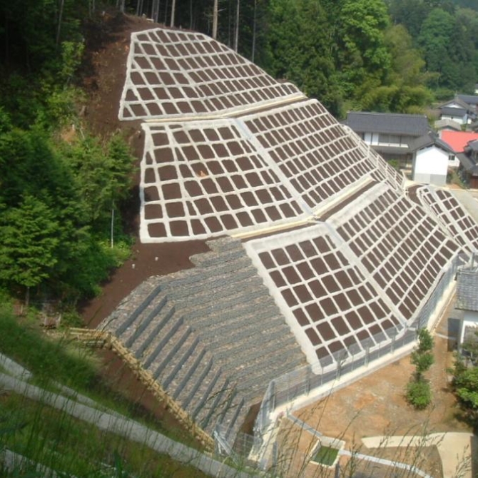 平成19年度 阿良須急傾斜地崩壊対策工事